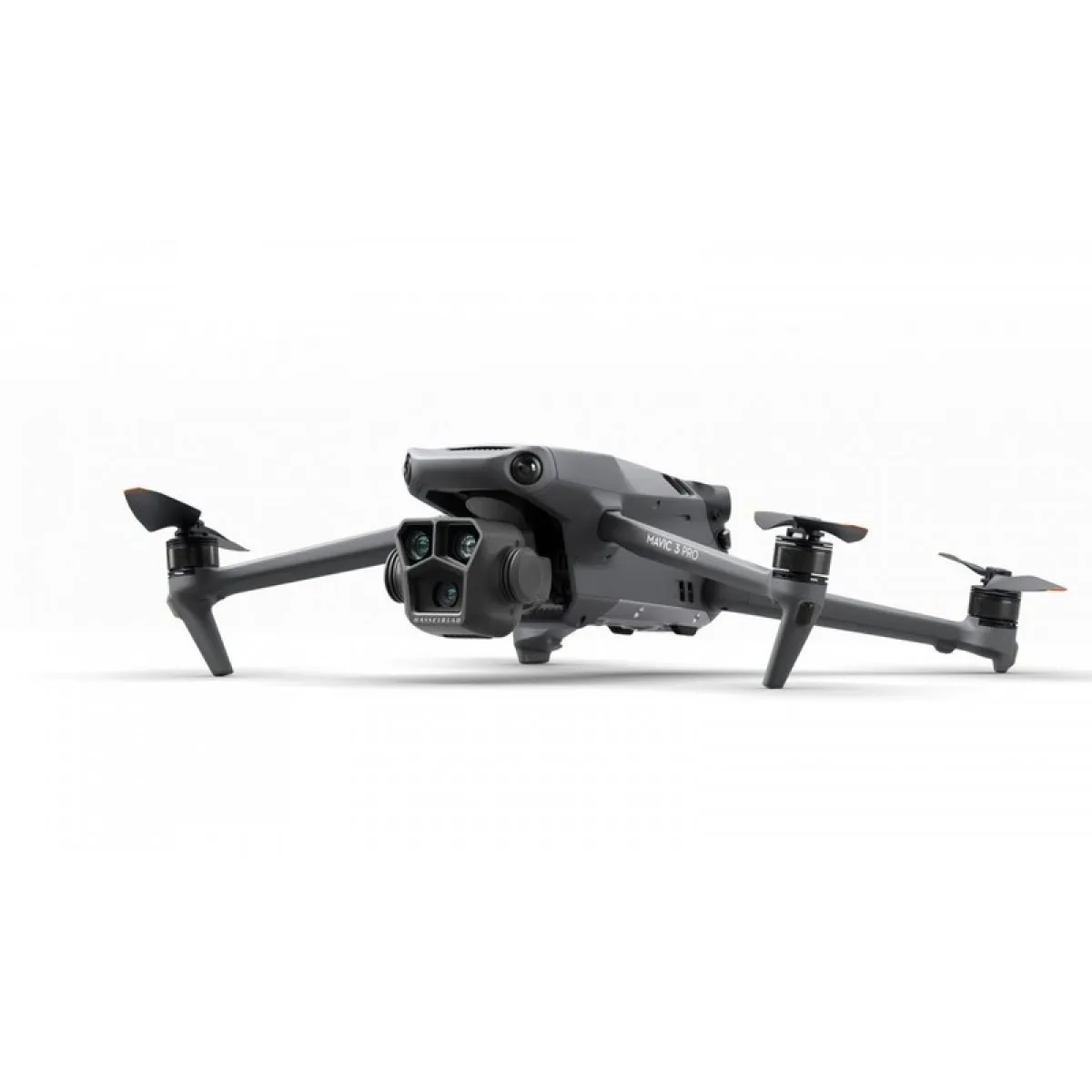 Dron DJI Mavic 3 Pro Fly More Combo + DJI RC – 3 batérie Dron DJI Mavic 3 Pro Fly More Combo + DJI RC – 3 batérie
